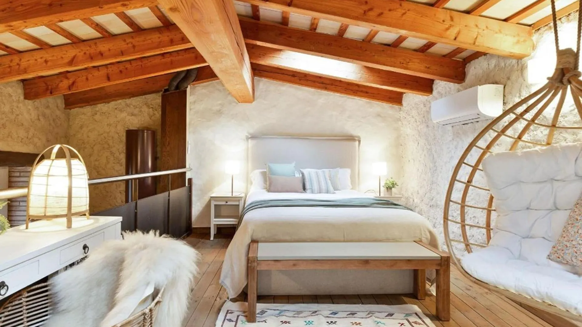 Willa Beautiful Stone House With Private Terrace Vilaur Dom wakacyjny